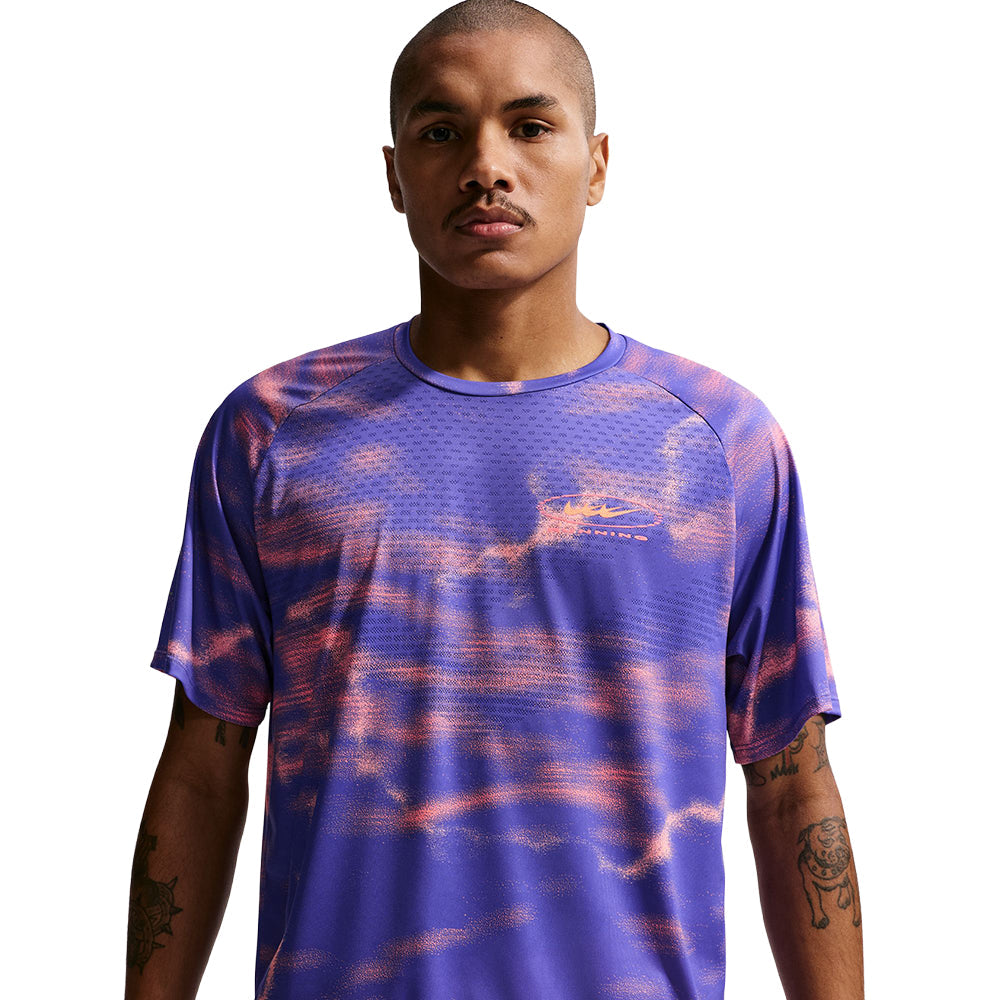 Nike M Df Adv Stride short sleeve Top in Multi Color