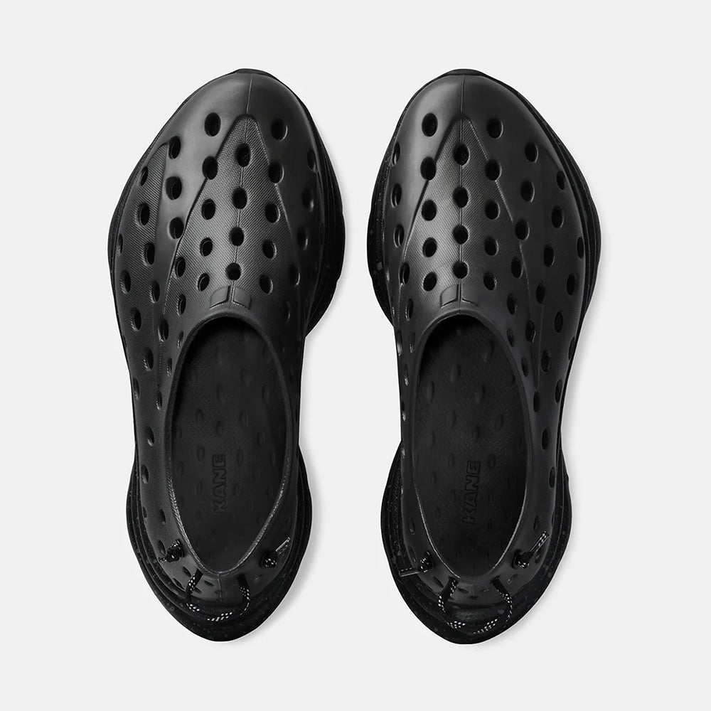 Kane Revive Running Shoes in Black Color