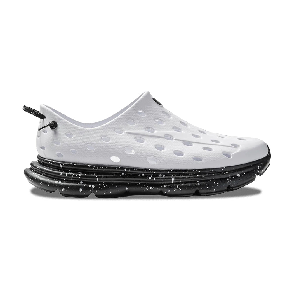 Kane Revive Running Shoes in White Color