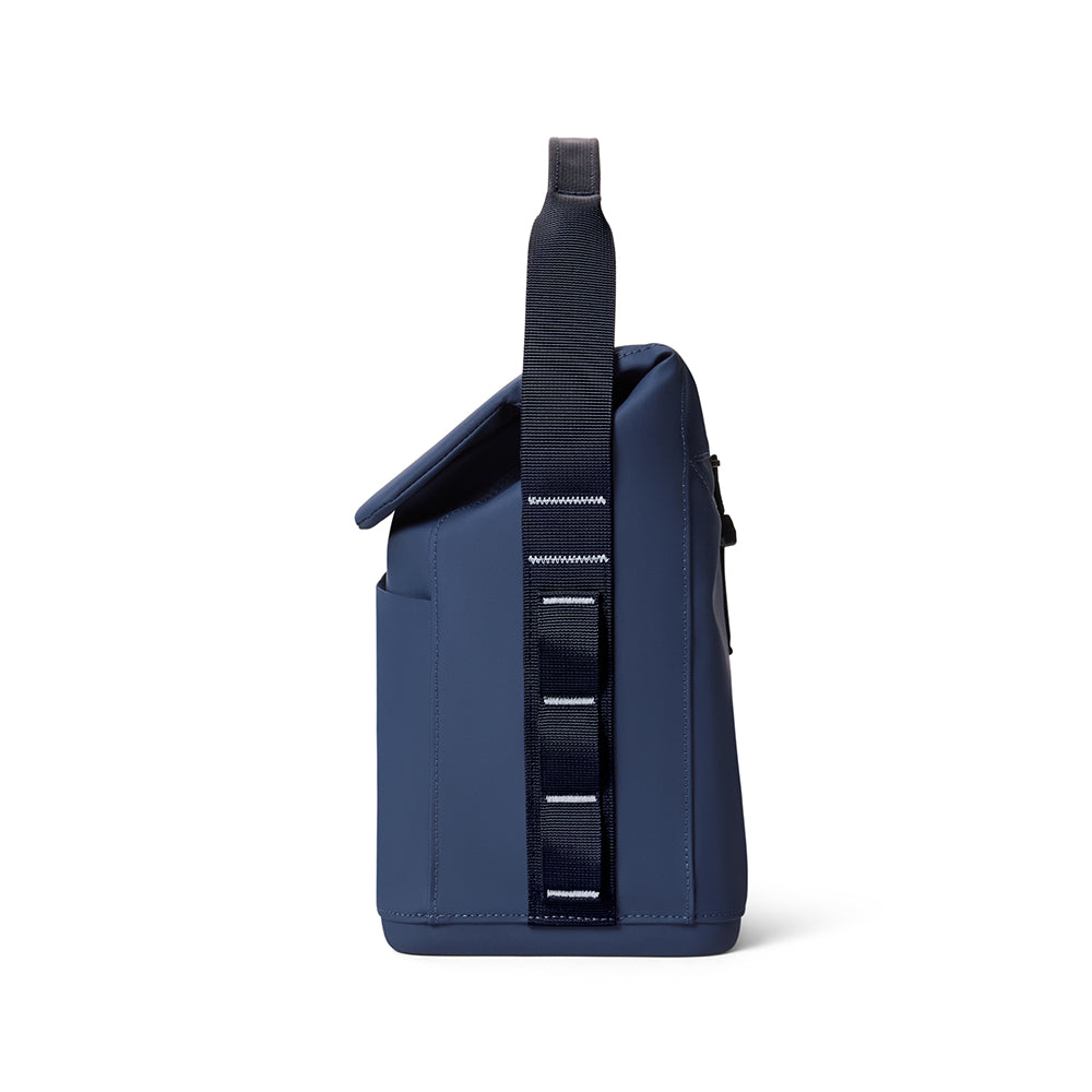 Yeti Daytrip Lunch Bag 6L Coolers in Blue Color