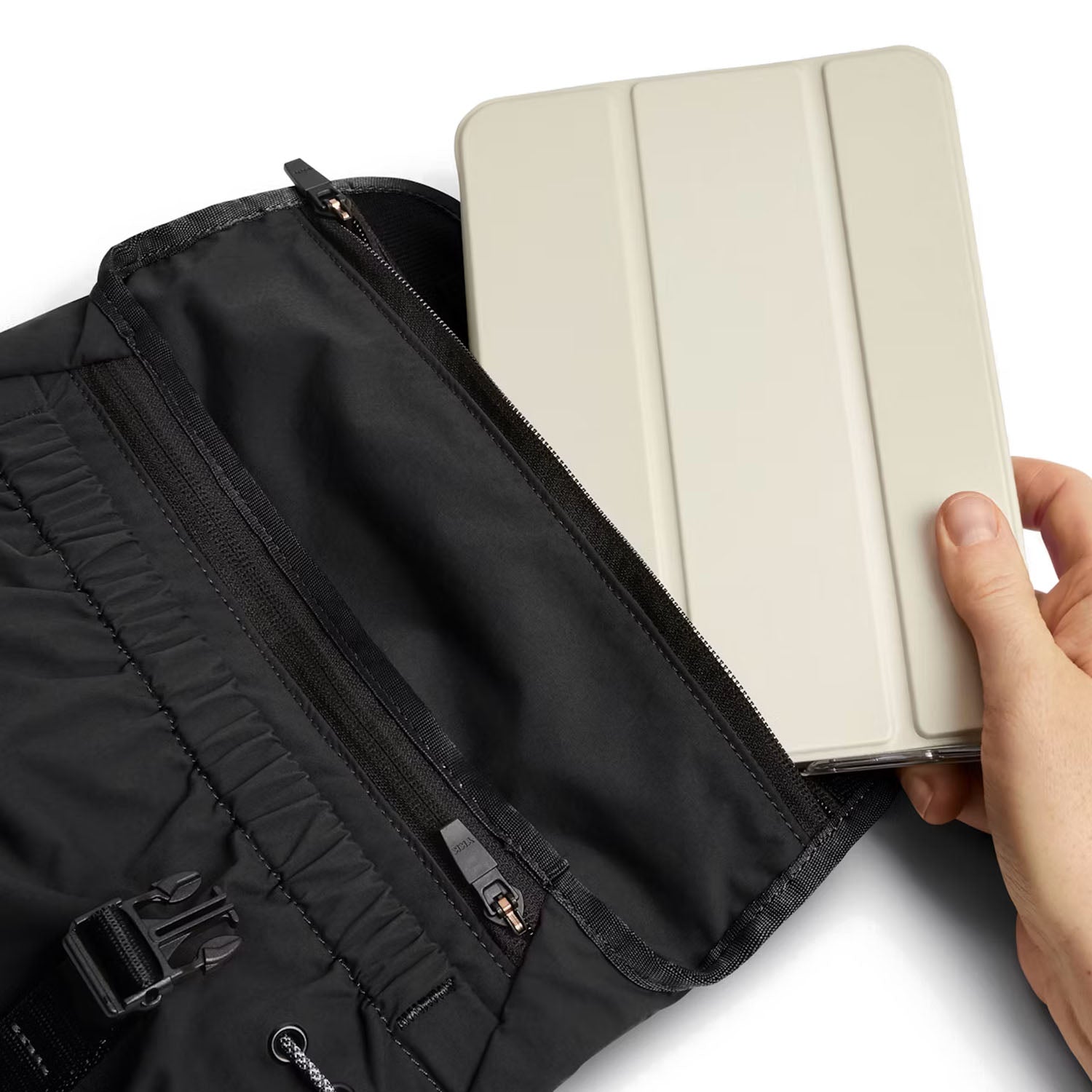 CINCH MINI MESSENGER | BLACK