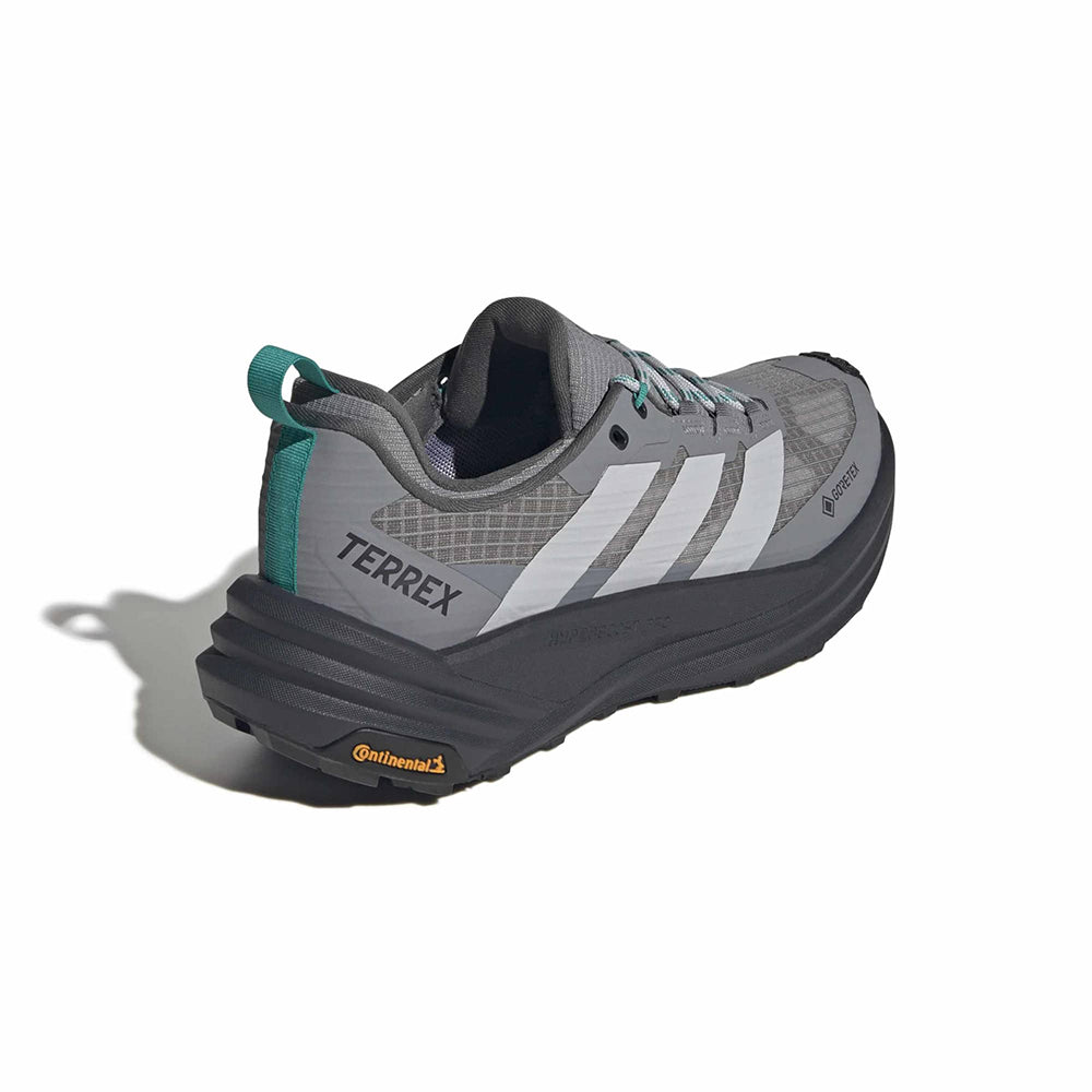 Adidas Terrex Freehiker 3 Low Boots in Grey Color