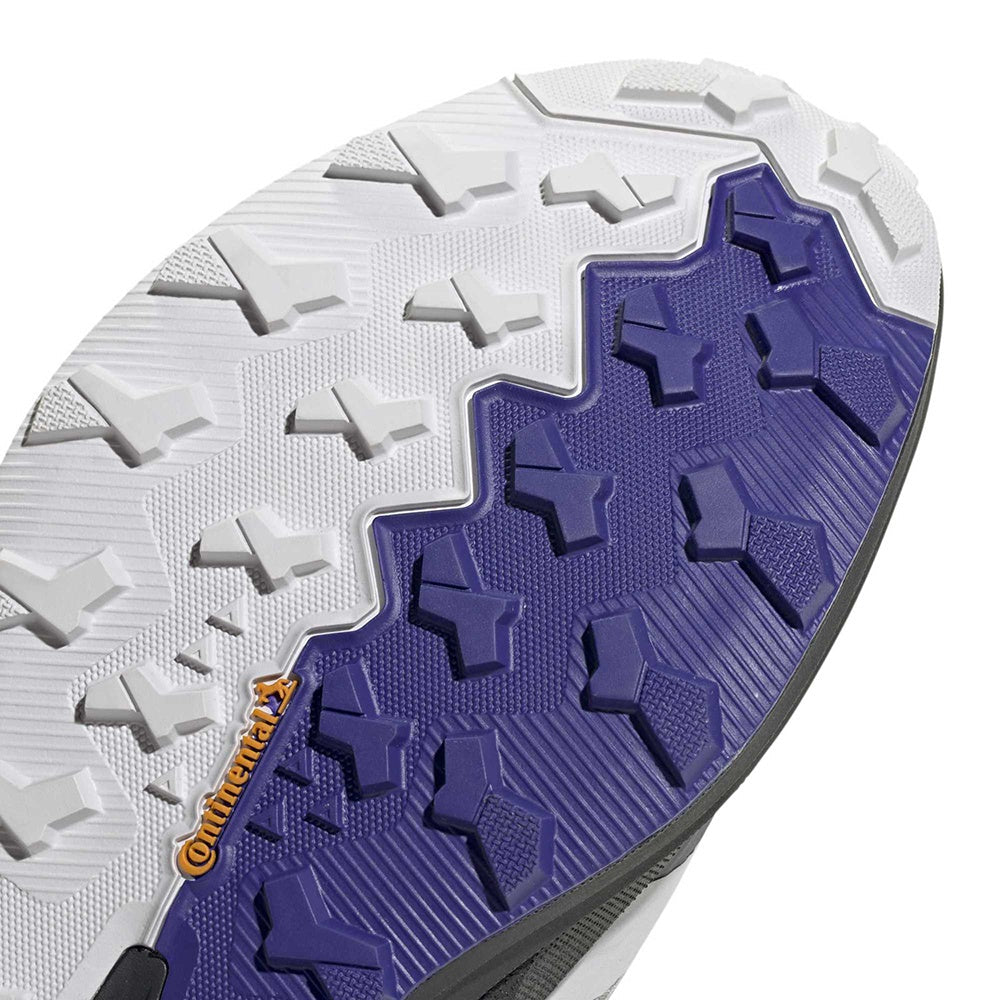 Adidas Terrex Freehiker 3 Low Boots in Grey Color