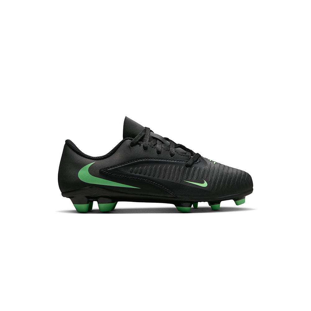 Nike Phantom 6 Low Club MG Soccer Cleats in Black Color