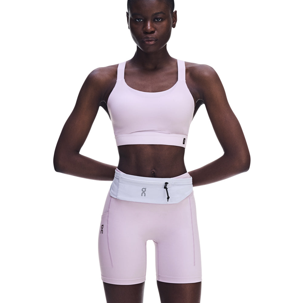 On W Performance Tights Sho Shorts in Purple Color