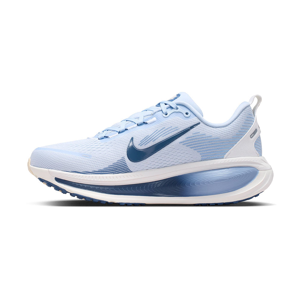 Nike W Vomero 18 Running Shoes in Blue Color
