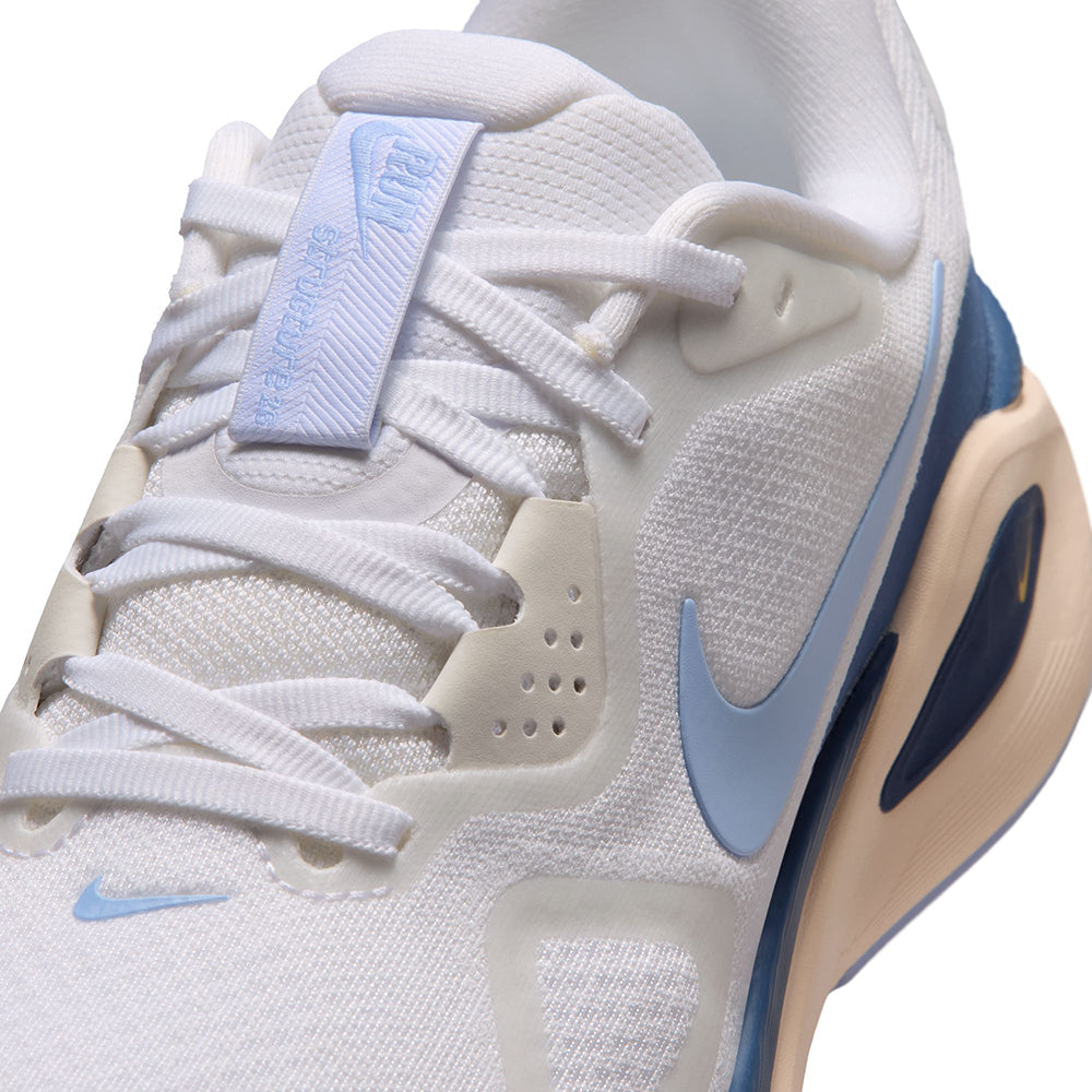 W STRUCTURE 26 | 108 WHITE/
