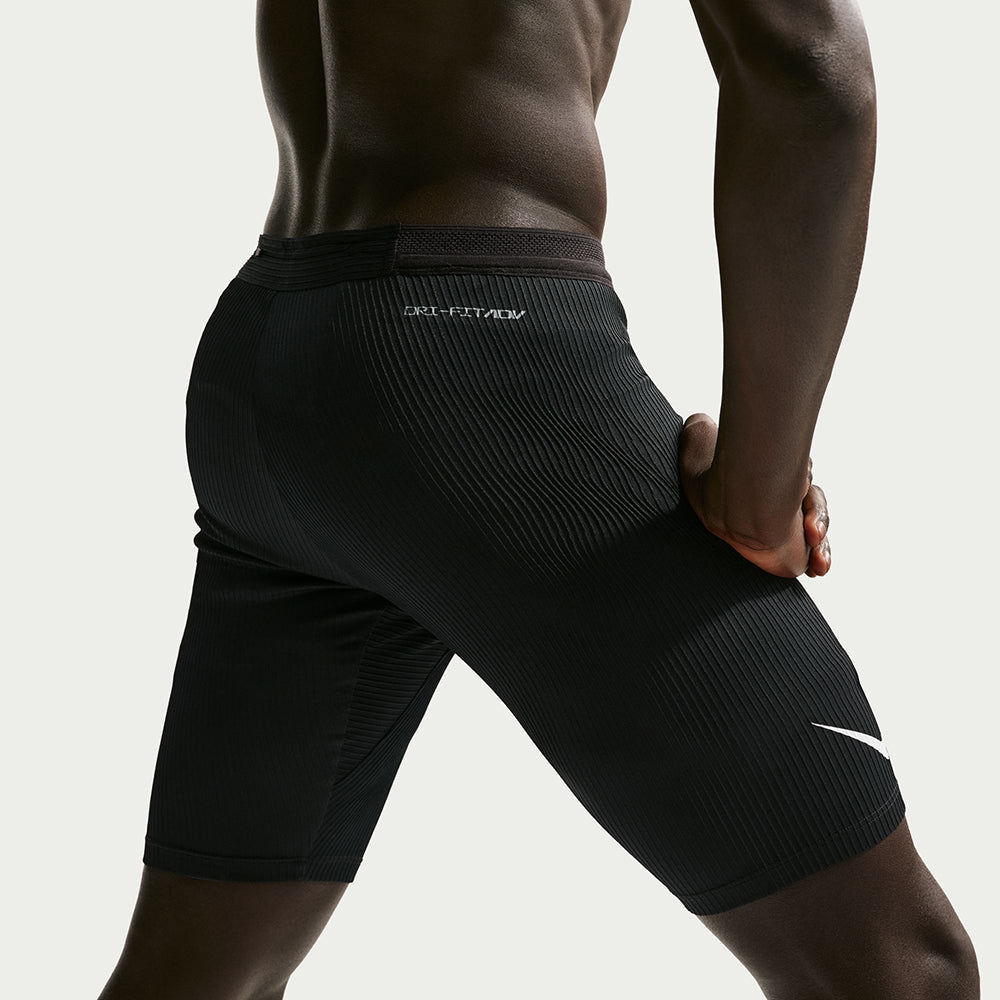 Nike M Df Aeroswift 1/2 Tight Shorts in Black Color