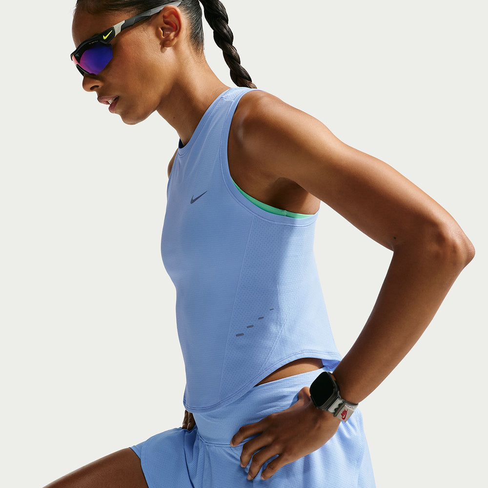 Nike W Swift Df Cropped Tank Tops in Multi Color