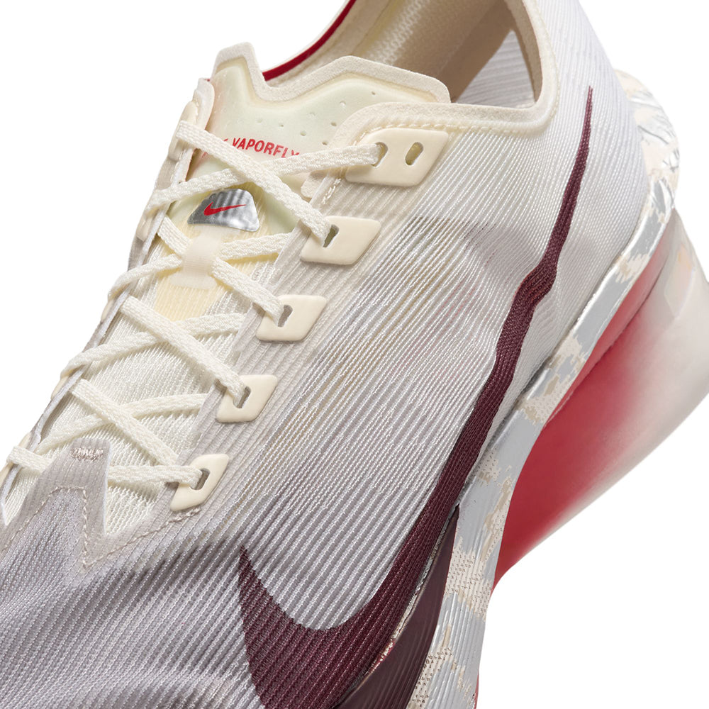 Nike Vaporfly 4 Running Shoes in White Color