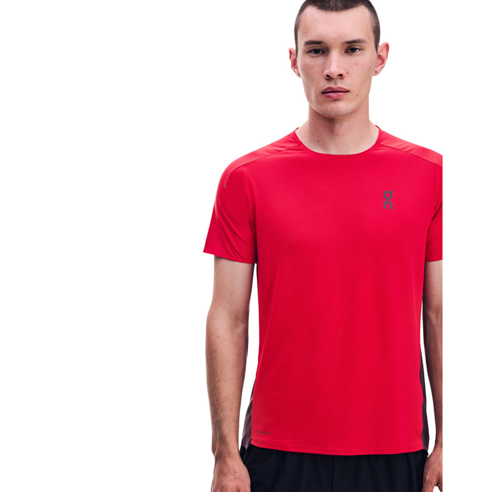 On M Performance-T Tops in Red Color