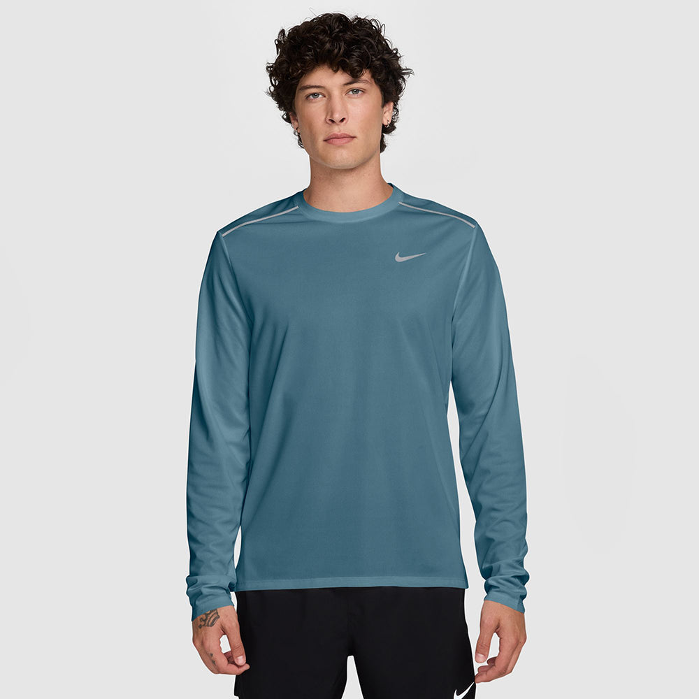 Nike M Miler Df UV Ls Run Top in Blue Color