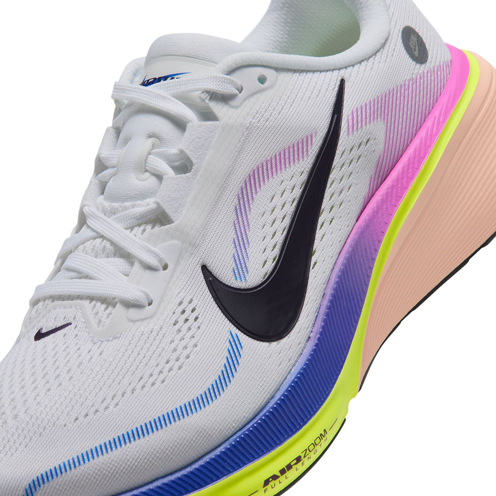 Nike W Pegasus 42 Running Shoes in White Color