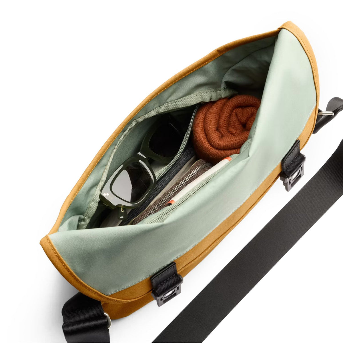 CLASSIC MESSENGER 6L | CAMEL