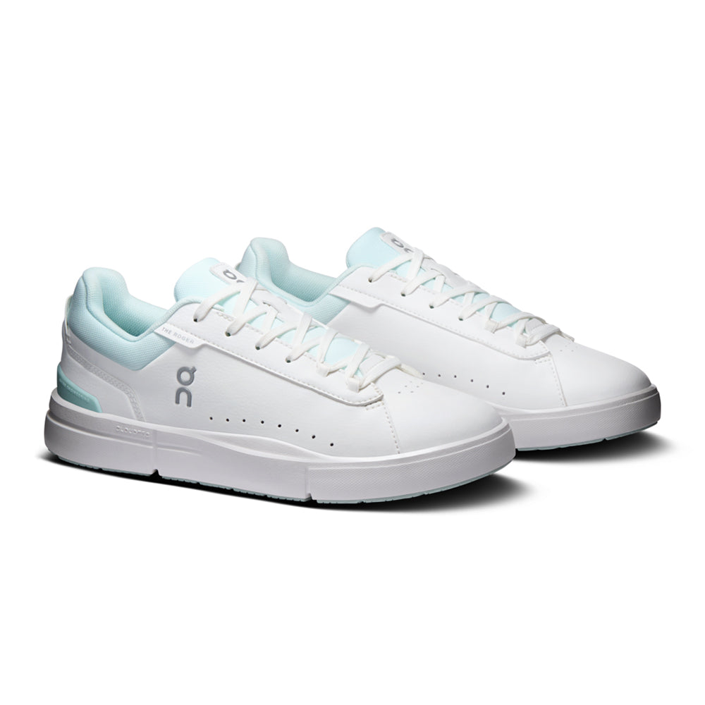 On The Roger Advantage W Sneakers in White Color