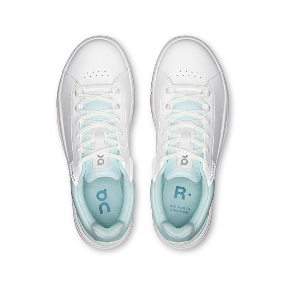 On The Roger Advantage W Sneakers in White Color