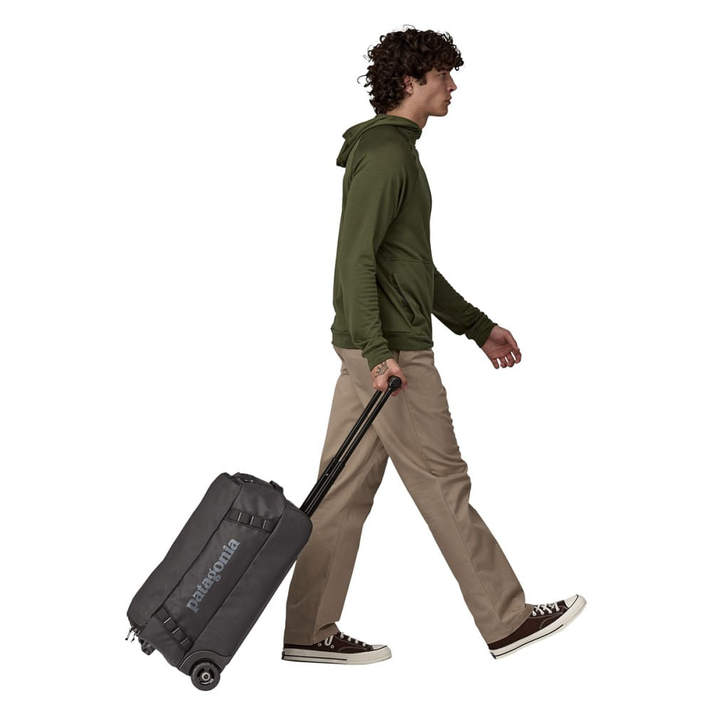 BLACK HOLE WHEELED DUFFE | BLK-BLACK