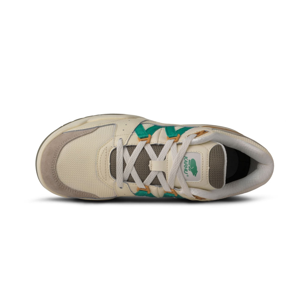 Karhu North America Unisex Fusion Xt Sneakers in White Color