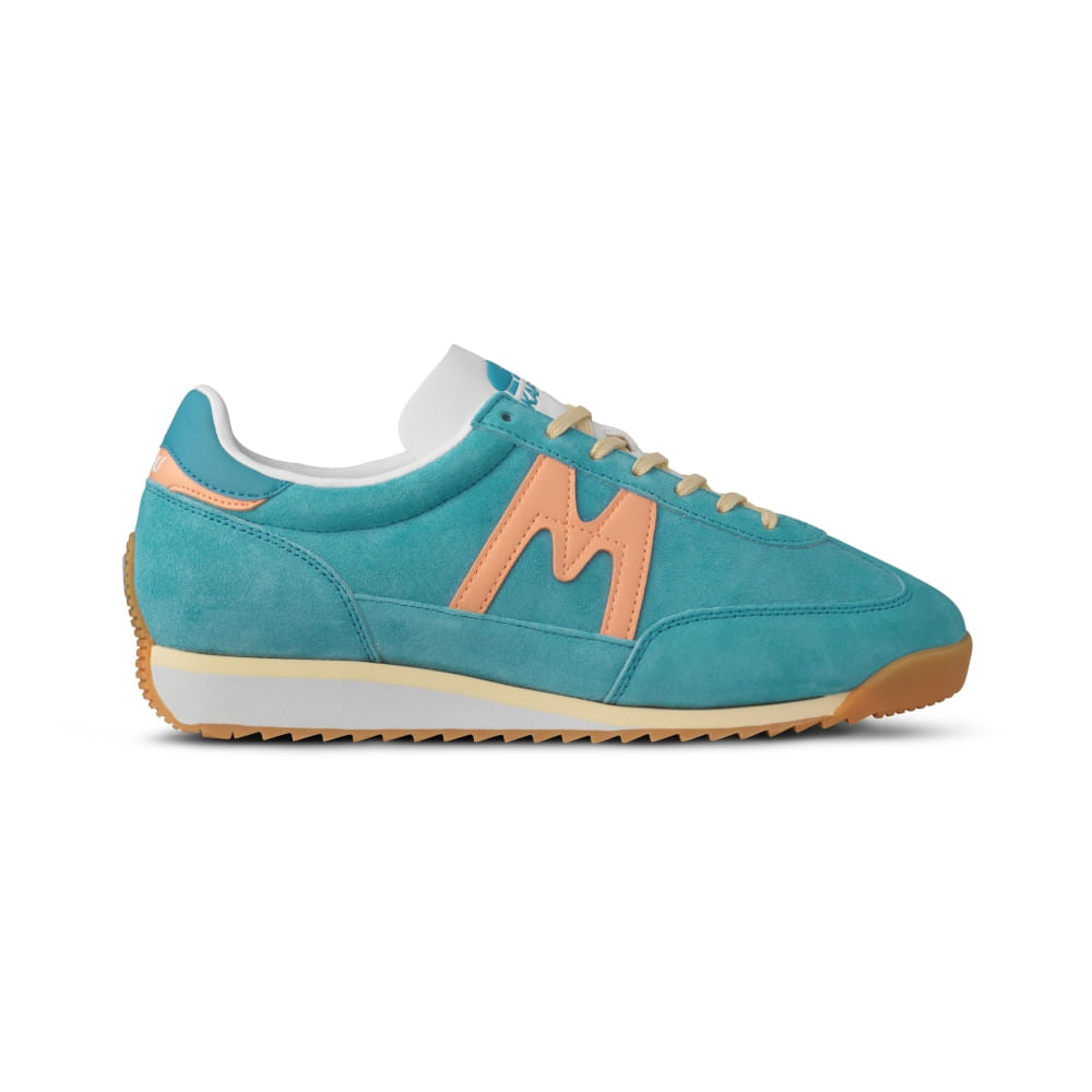 Karhu North America Unisex Mestari Sneakers in Blue Color