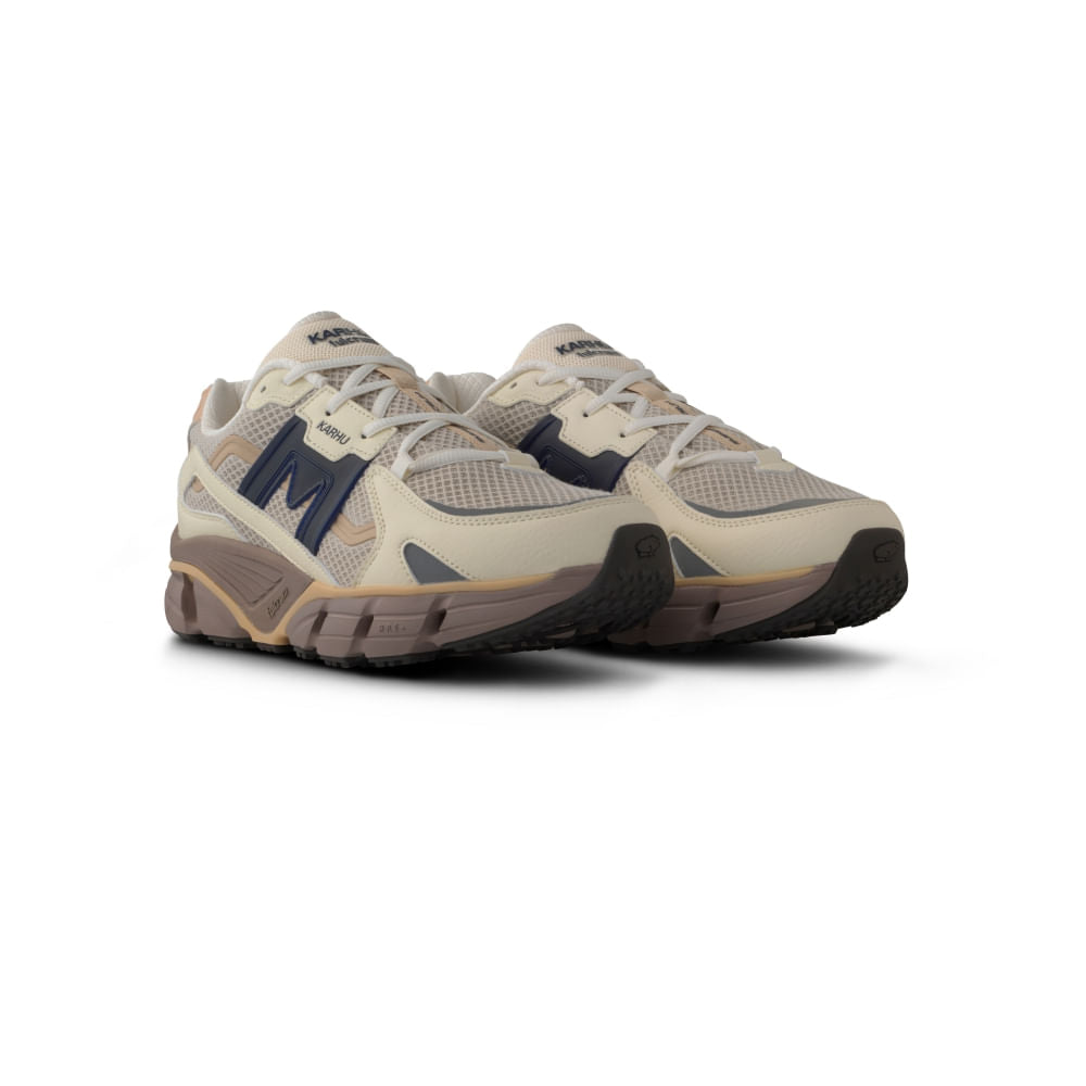 Karhu North America Unisex Super Fulcrum Sneakers in Brown Color