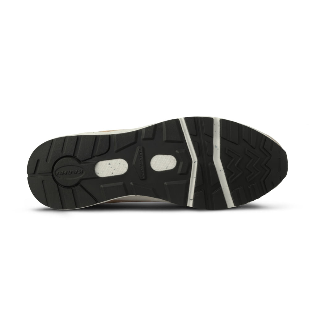 Karhu North America Unisex Fusion 2.0 Sneakers in Multi Color