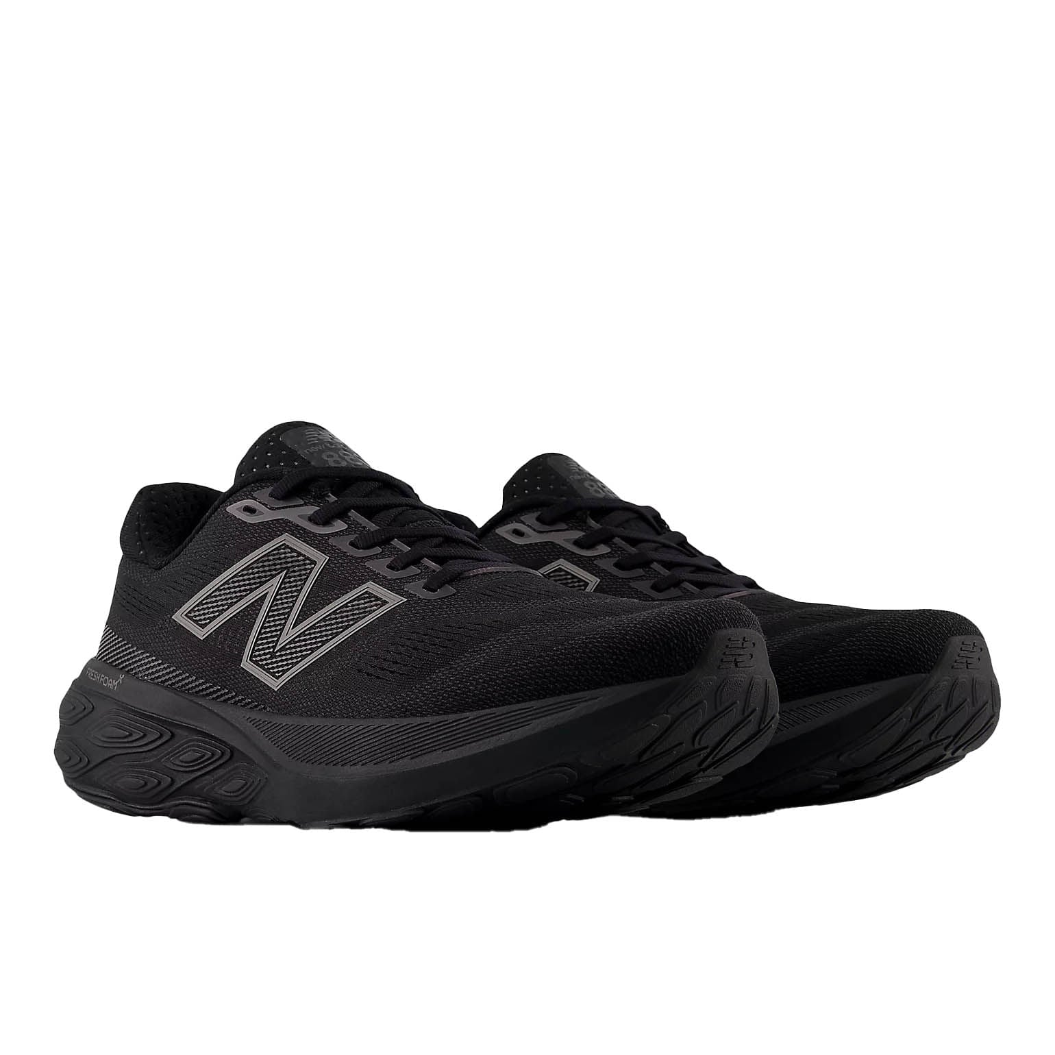 New Balance Mens 880V15 Running Shoes in Black Color