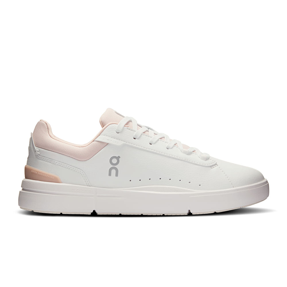 On Womens The Roger Advantage W Tennis Shoes in White Color