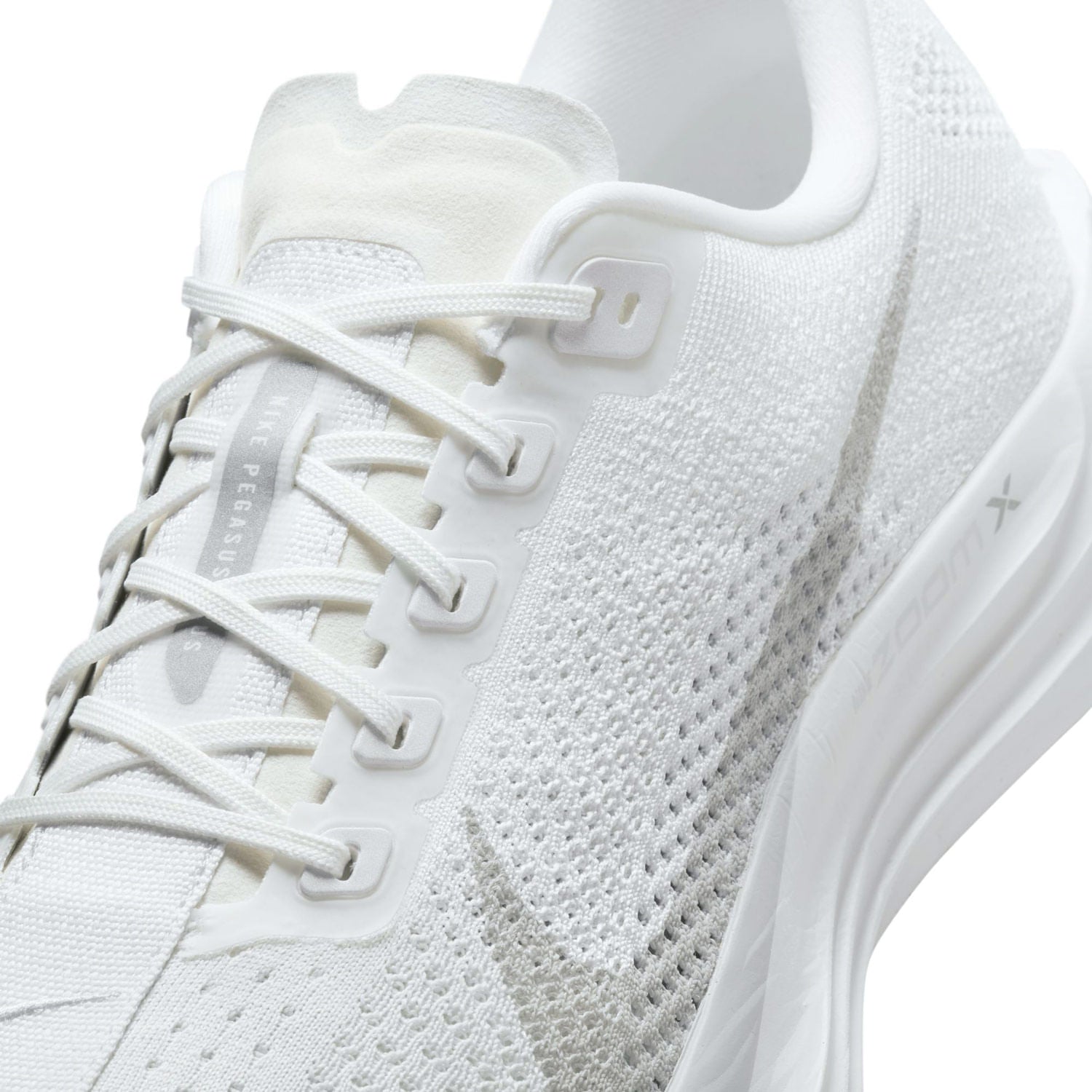M PEGASUS PLUS | 102-WHITE/