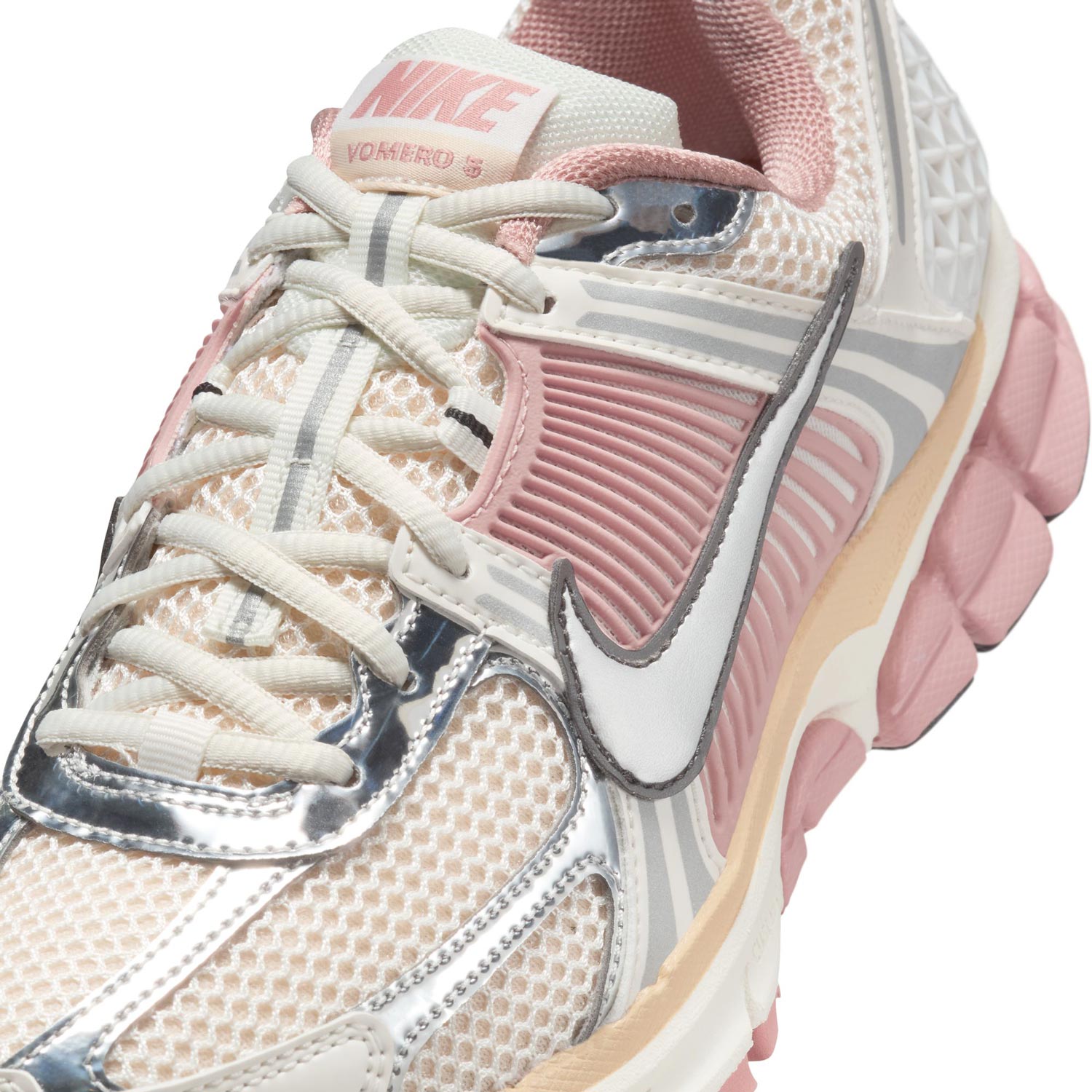 NIKE ZOOM VOMERO 5 | 102 SAIL/S