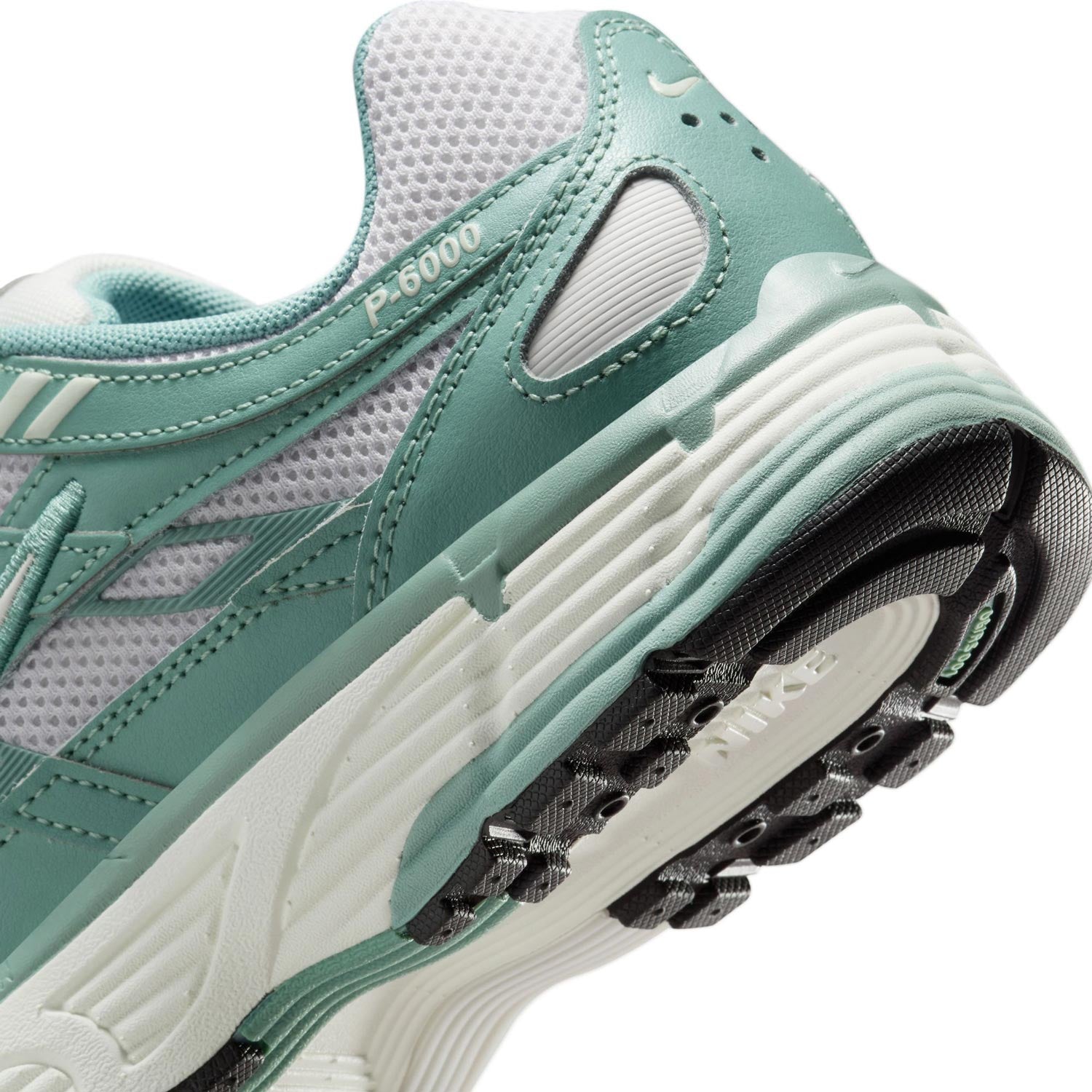 Nike Womens P-6000 Sneakers in Green Color