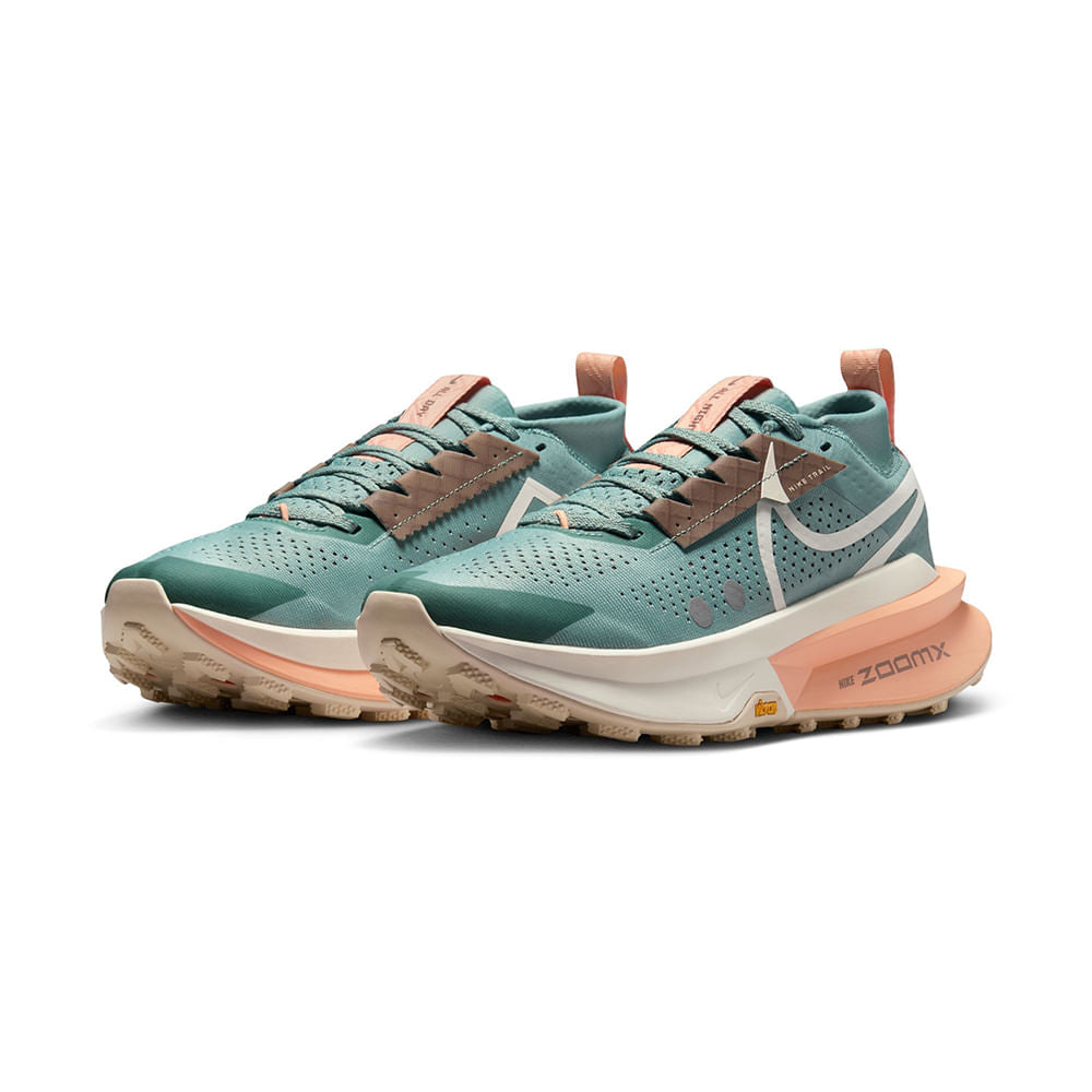 Nike Womens Zegama Trail 2 Trail Running Shoes in Blue Color