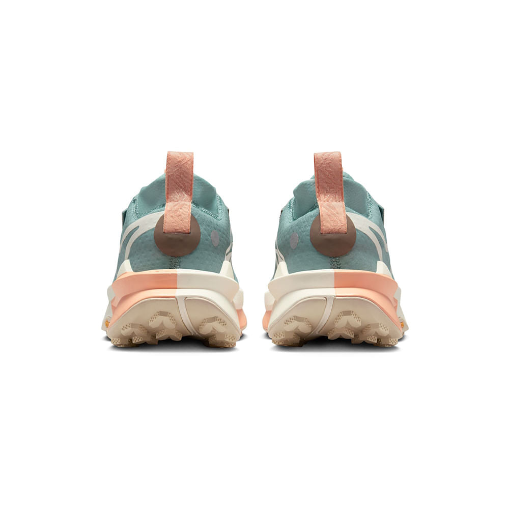 Nike Womens Zegama Trail 2 Trail Running Shoes in Blue Color