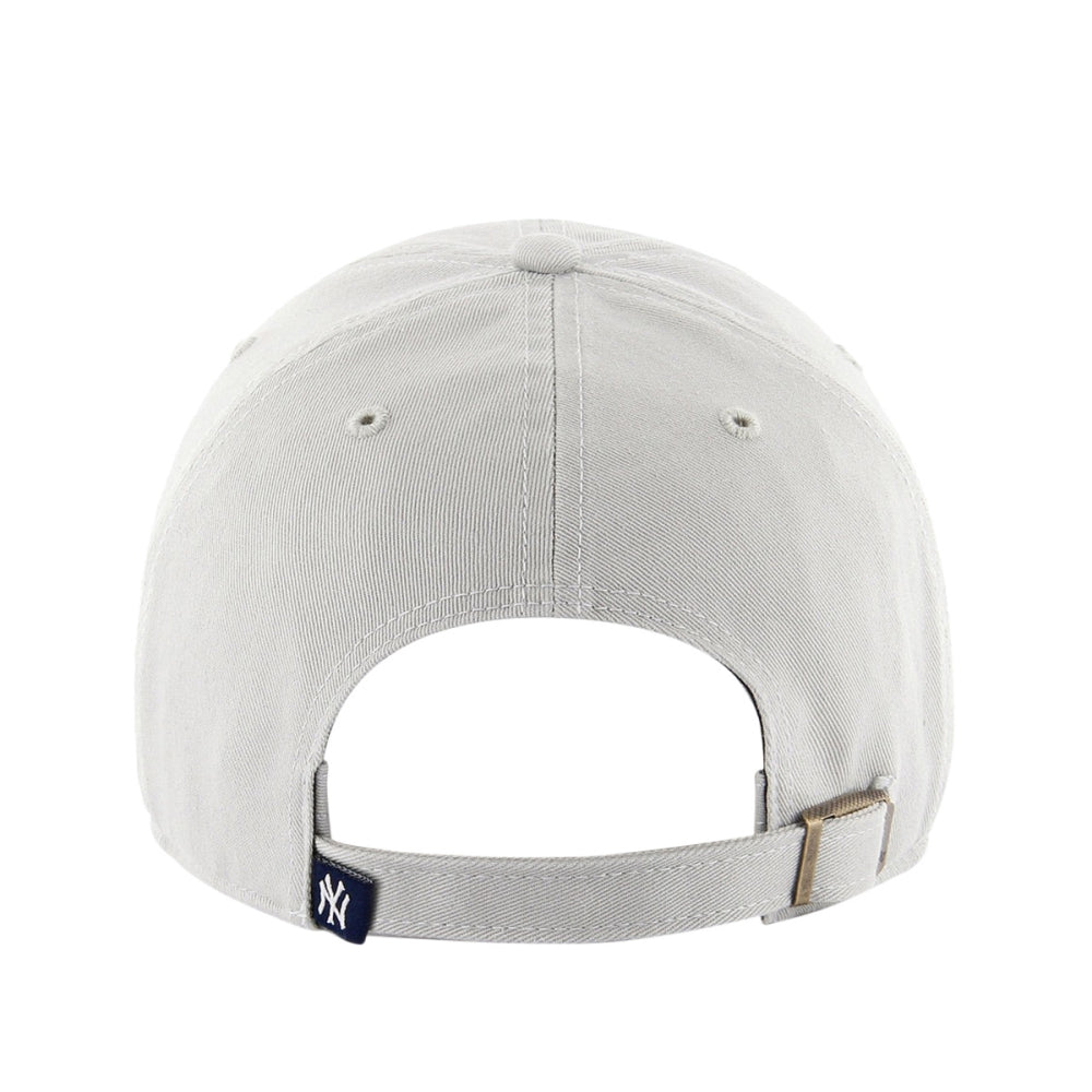 47 Brand Unisex new york yankees Clean Up Hat Fan Apparel in Grey Color
