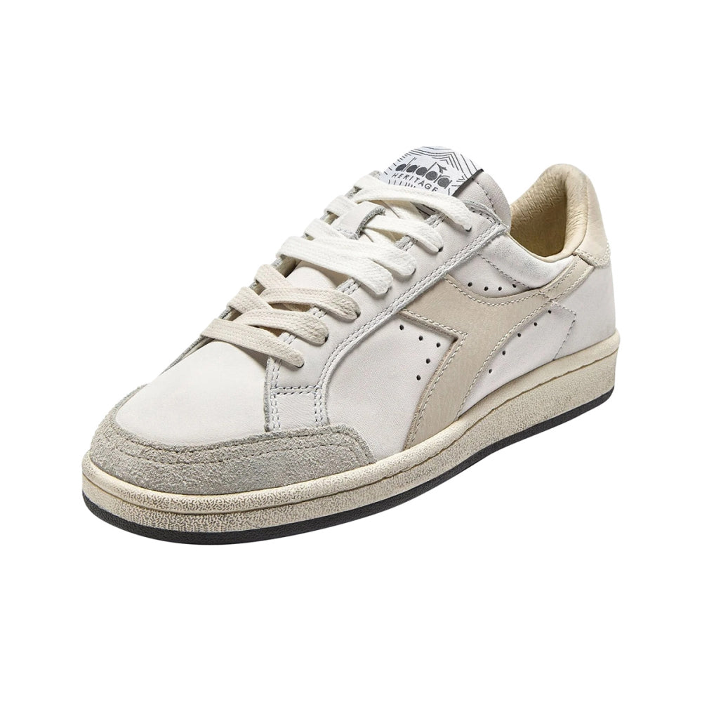 Diadora Mens Prestige Used Sneakers in White Color