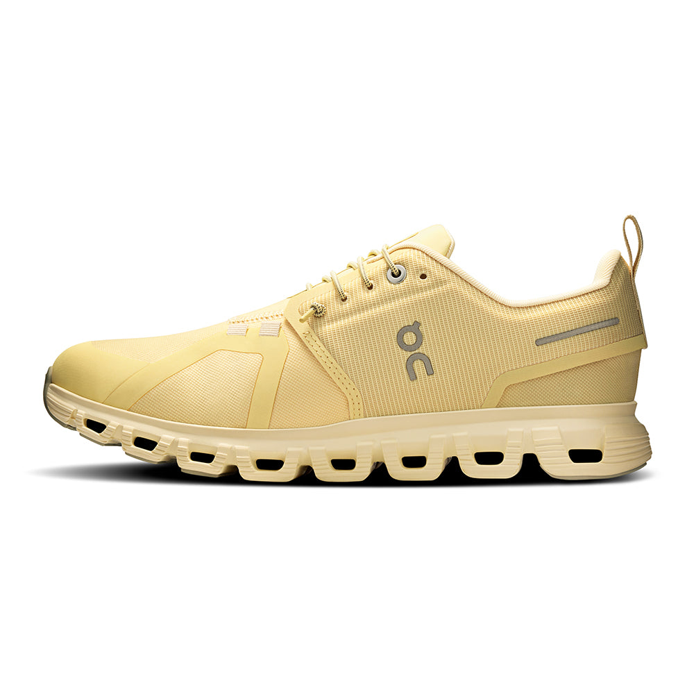 On Womens Cloud 6 Wp W Sneakers in Orange Color
