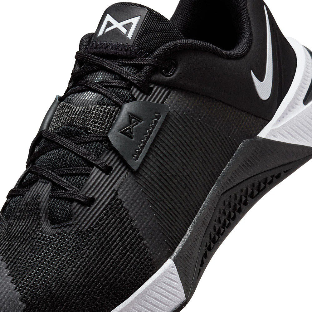 Nike Mens Metcon 10 Fitness Shoes in Black Color