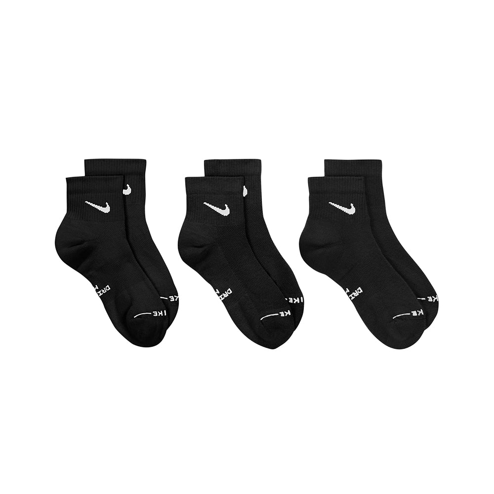 Nike Unisex 3Pk Ed Dri-FIT 1/4 Socks in Multi Color