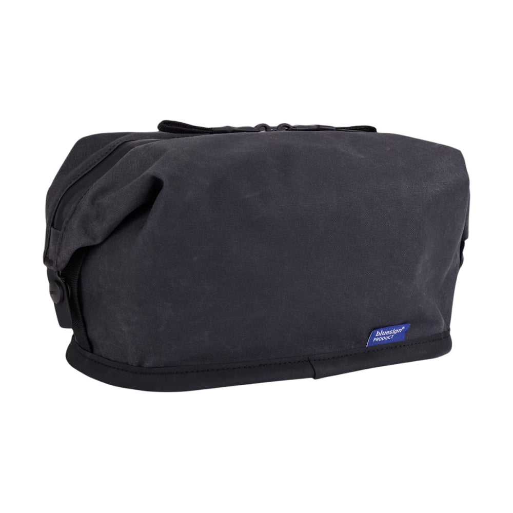 Thule Aion Toiletry Bag Travel Accessories in Black Color