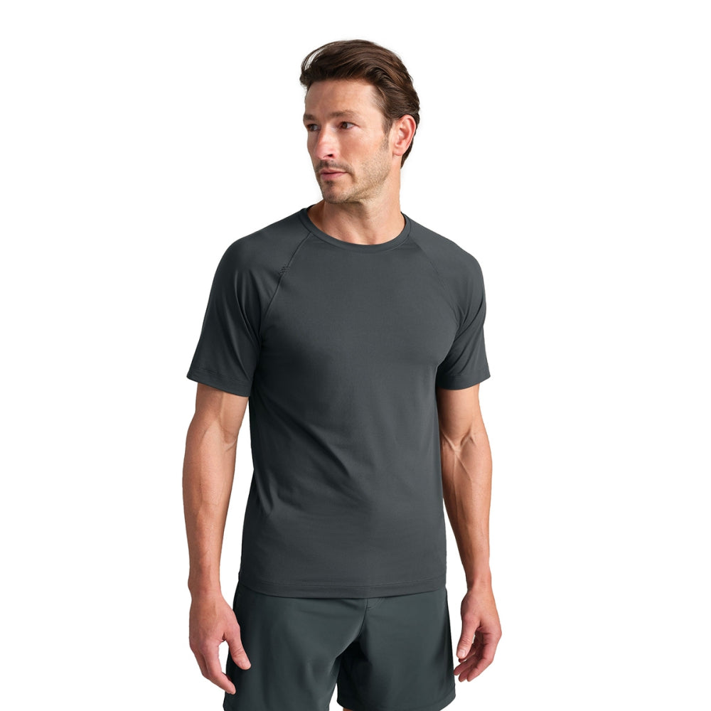 Rhone Mens M-Reign short sleeve Tee Tops in Green Color