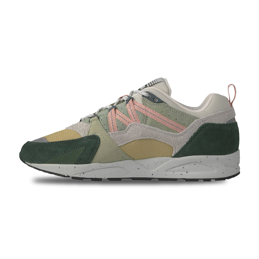 Karhu North America Unisex Fusion 2.0 Sneakers in Green Color
