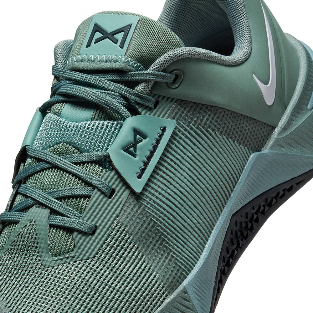 Nike Mens Metcon 10 Fitness Shoes in Green Color