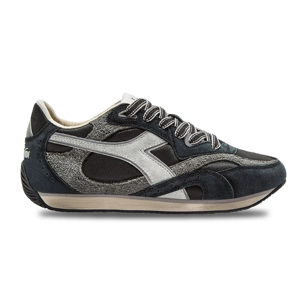 Diadora Womens Equipe Revenge Italia Us Sneakers in Black Color