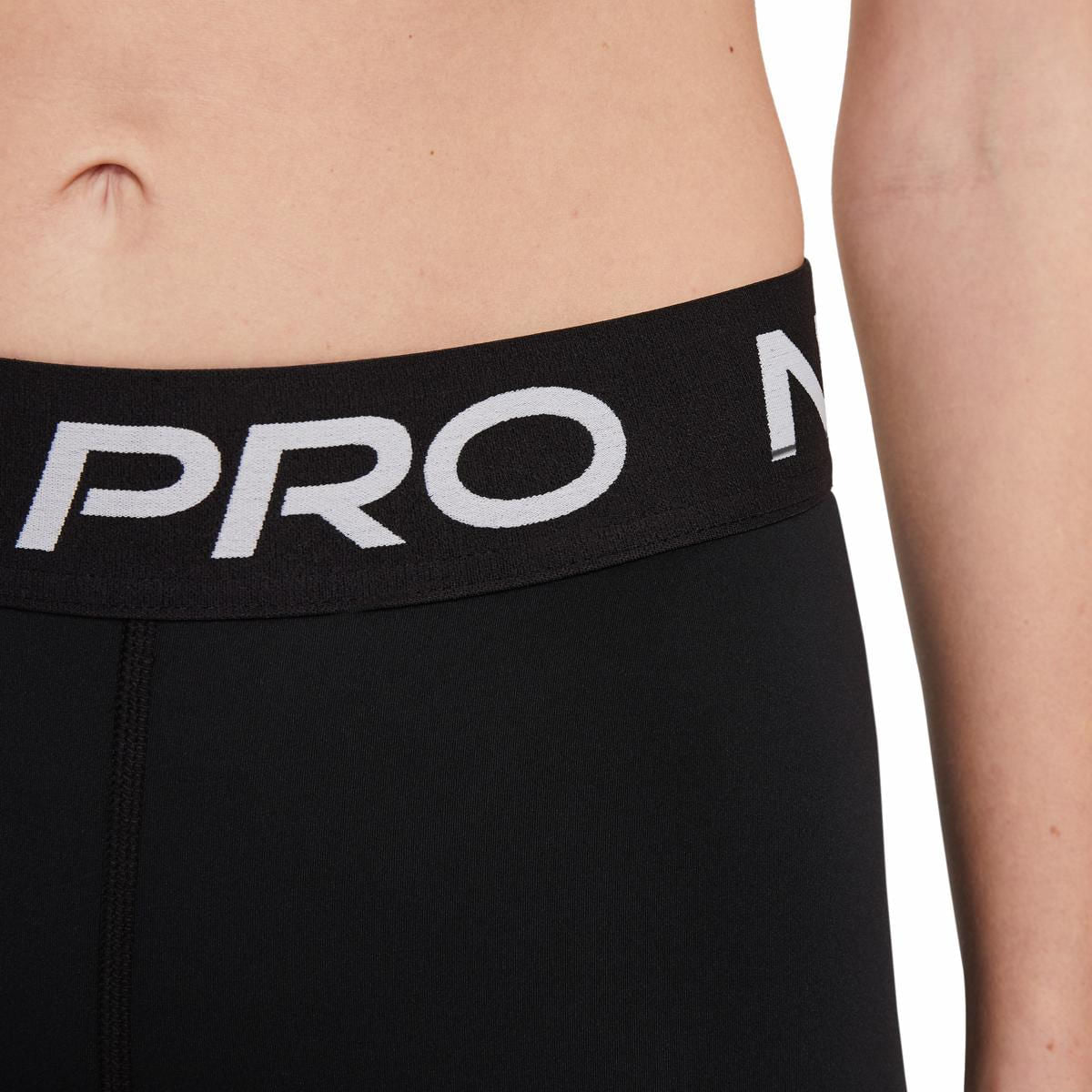 Nike Womens Pro 365 Short in Black Color
