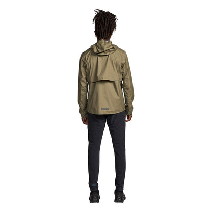 Janji Mens Rainrunner Pack Jacket Running Jackets in Green Color
