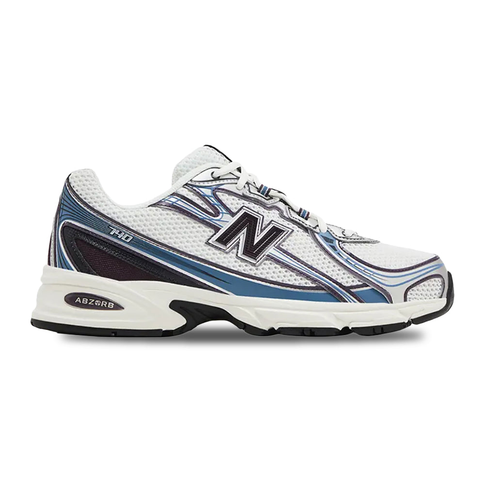 New Balance Unisex U740 Sneakers in White Color