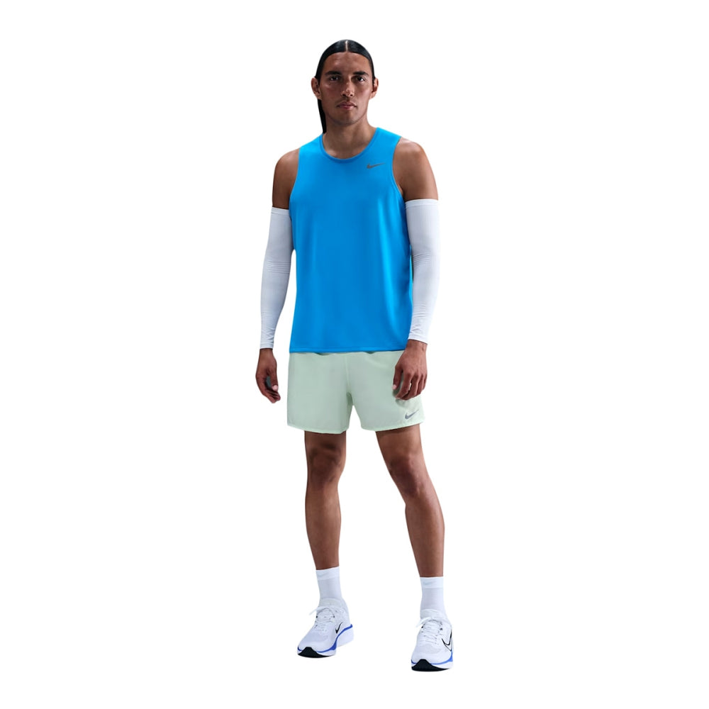 Nike Mens Df Miler Tank Tops in Blue Color