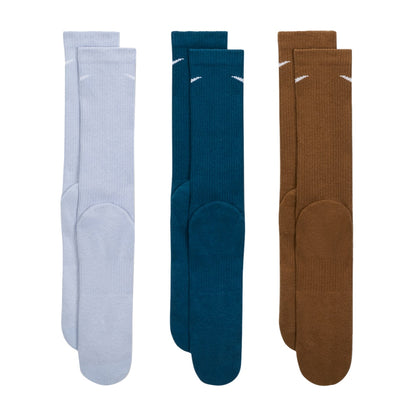Nike Unisex 3Pk Dri-FIT Cushion Crew Socks in Multi Color