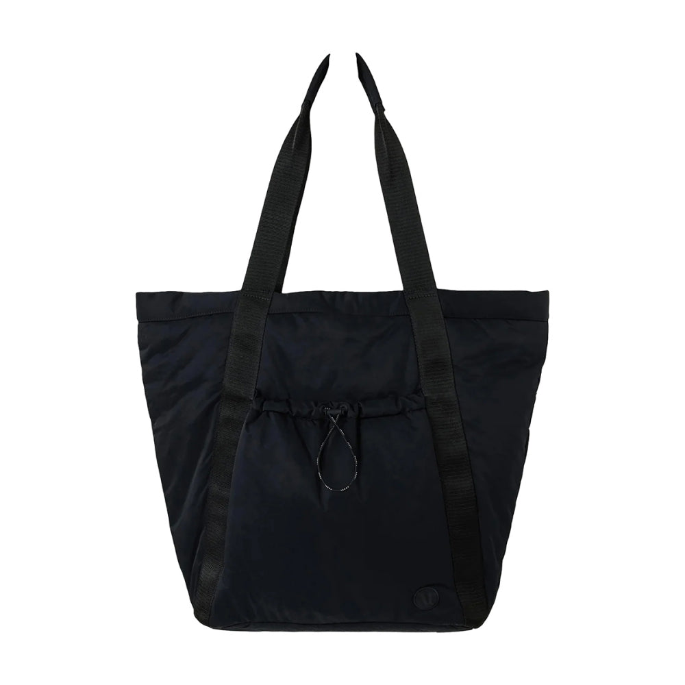 Vuori Unisex All Around Tote Running Accessories in Black Color