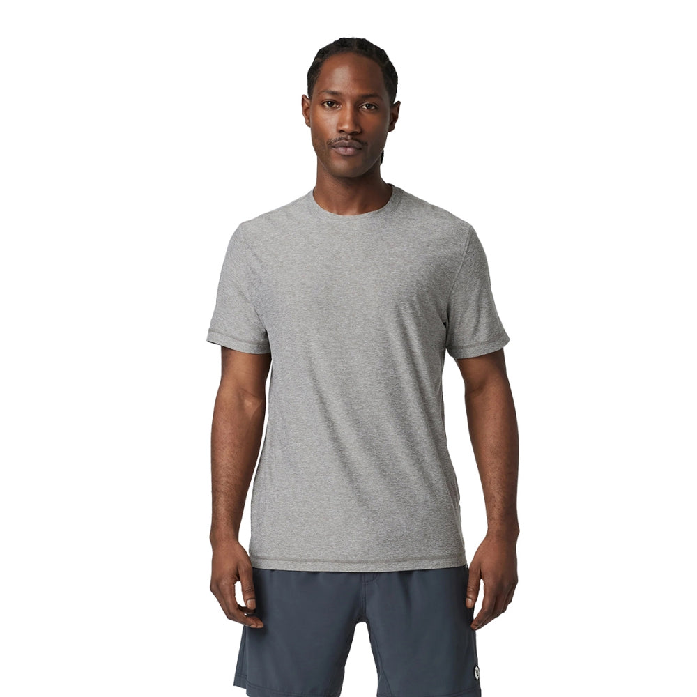 Vuori Mens Strato Tech Tee Tops in Grey Color