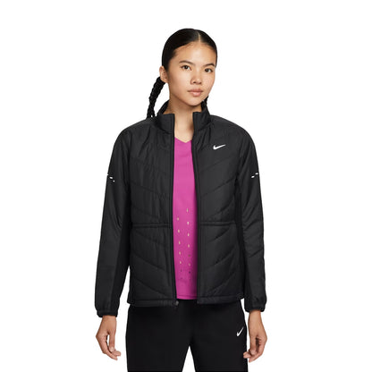 Nike Womens Swift Thermafit Run Jc Running Jackets in Black Color